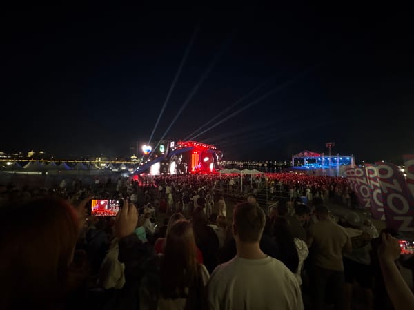VK Fest Kazan draws crowds to Kazanka River waterfront
