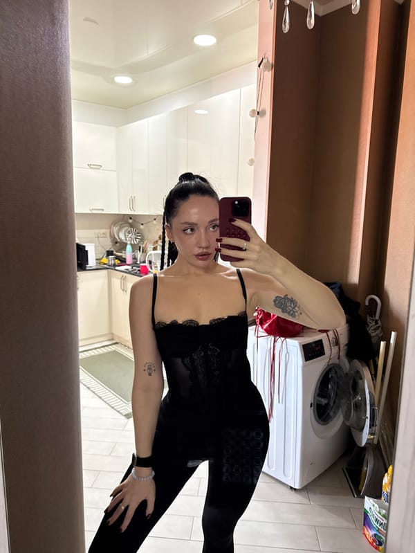 Woman documents morning routine through selfies in Batumi residence