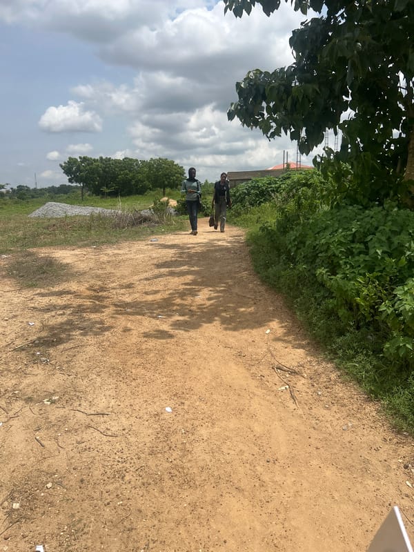 Strolling the dirt roads and buildings of Ogbomosho, Nigeria