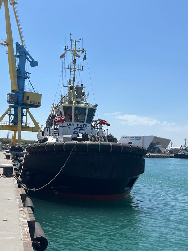 Tugboats and breakfast at Burgas port on a sunny morning