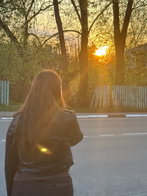 Ordinary evening moments captured across Dmitrov, Russia