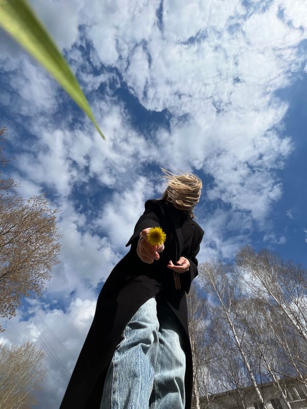 Residents document ordinary moments across Chaikovsky, Russia morning