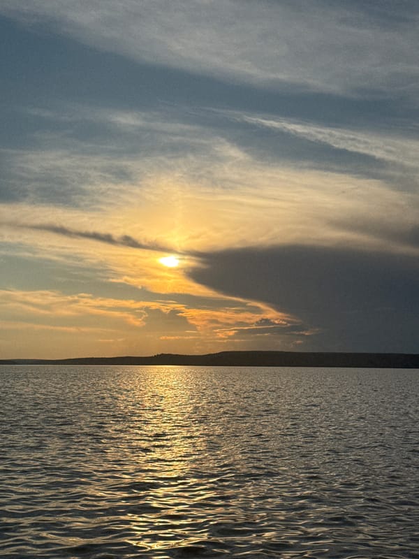 Evening scenes documented around Votkinsk waterfront and architecture