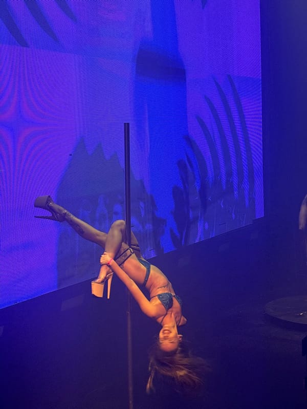 Tel Aviv nightclub scene documented with performers, DJ, dancing