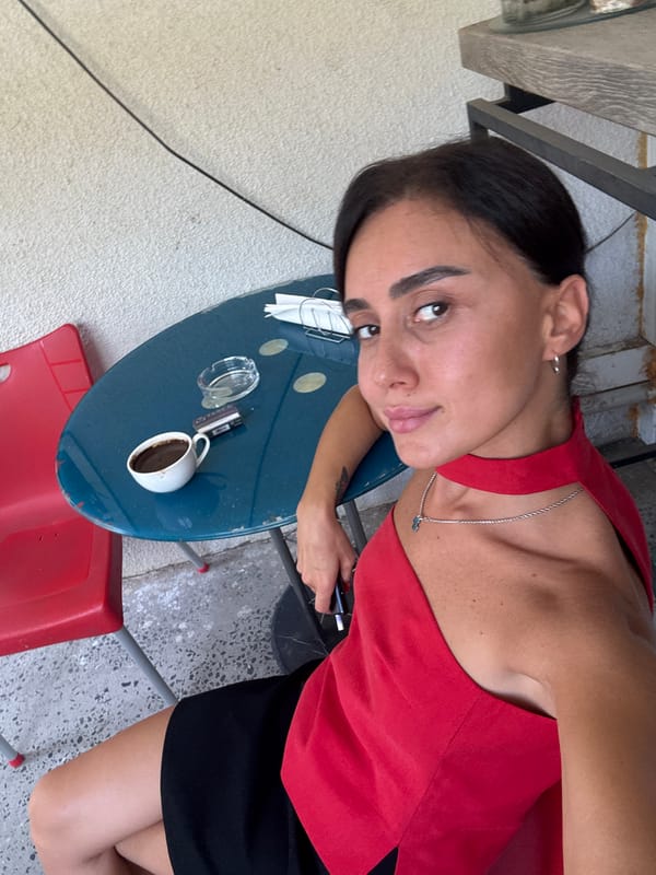 Morning coffee and selfies at a Tbilisi outdoor café