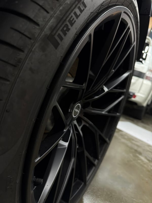Luxury vehicles receive detailing services at Krasnoyarsk auto shop