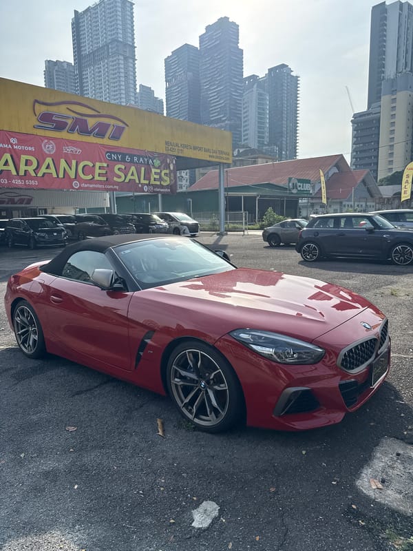 Sports cars spotted at Kuala Lumpur dealership during promotional sale