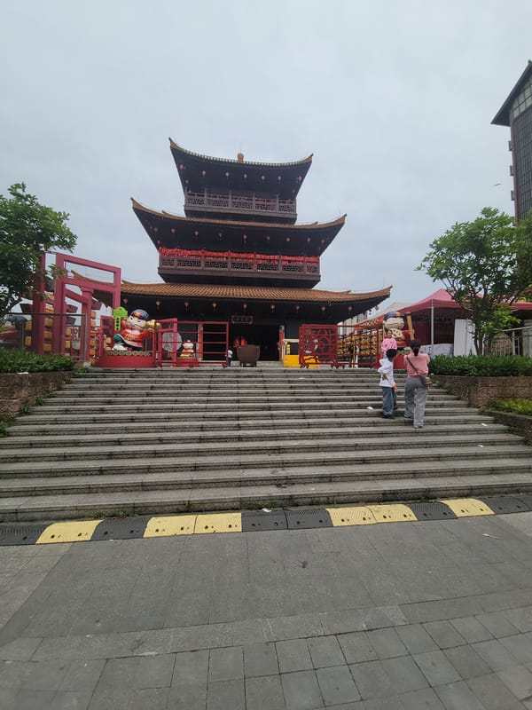 Tourist documents traditional architecture and street life in Shapingba District