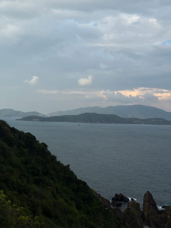 Coastal views documented along Nam Nha Trang Ward shoreline