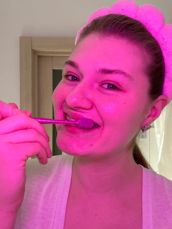 Valentine's evening pet bonding session documented in Noviy, Russia