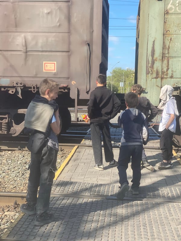 Freight trains documented passing through Novokuznetsk railway station