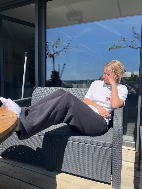 Young person enjoys sunny afternoon outdoors in Chambœuf