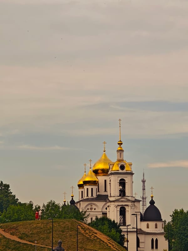 Afternoon stroll through central Dmitrov captured in four scenes