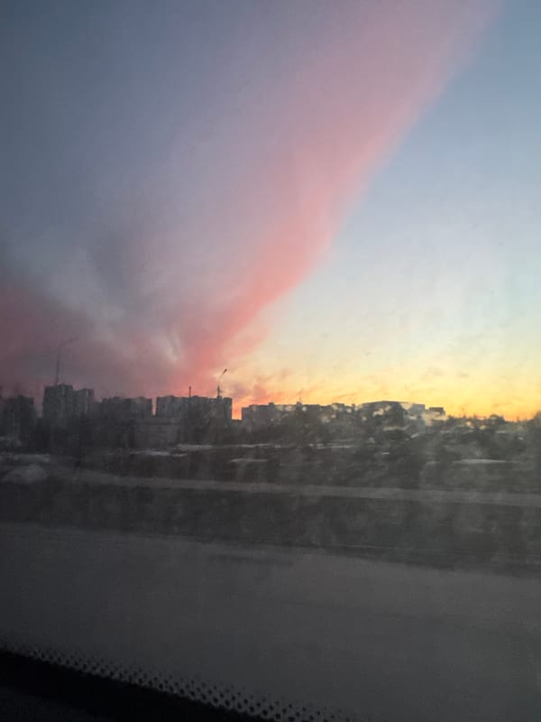 Sunset observed across Russian cities within minutes