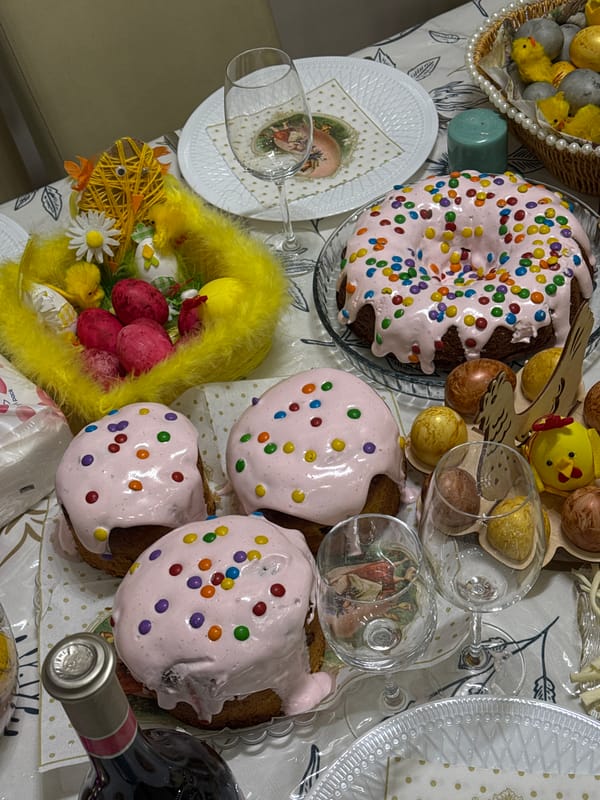 Easter celebration with traditional cakes observed in Yerevan