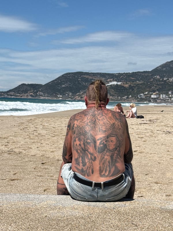 Beach day activities documented in Alanya, Turkey