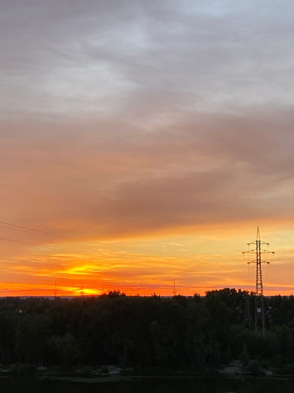Sunset along the Volga promenade in Novokuybyshevsk