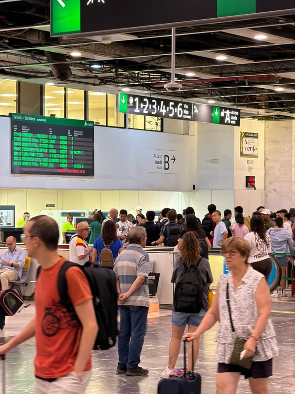Morning rush through Barcelona Sants and airport terminals