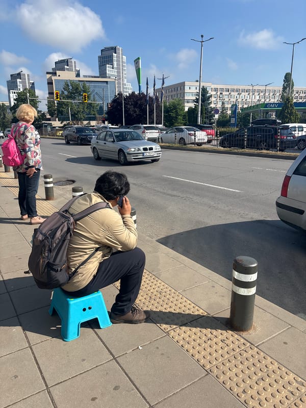 Morning moments captured across urban spaces and pathways