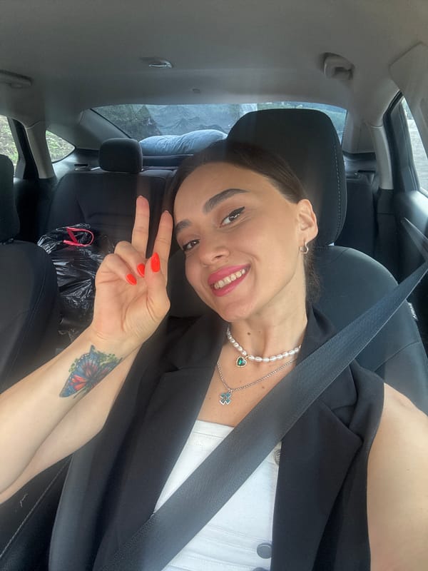 Car selfie touch-up session in Tbilisi