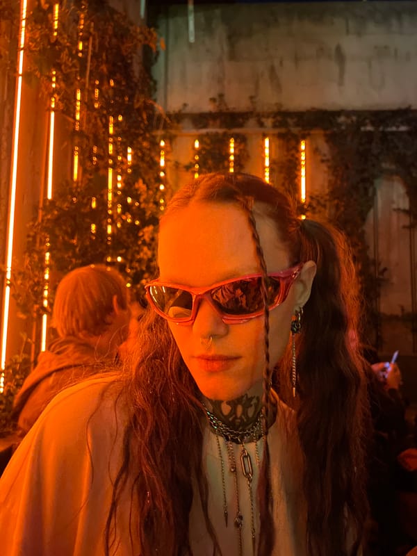 Distinctive eyewear spotted across Belgrade evening locations