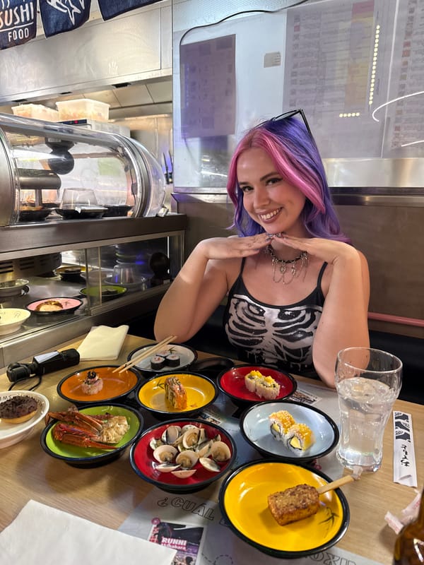 Diner documents Japanese restaurant experience in Madrid