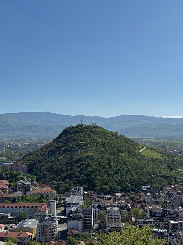 Spring afternoon scenes documented across Plovdiv, Bulgaria