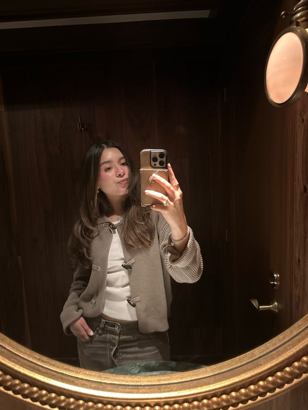 Evening outing documented at Mexico City bakery and venue