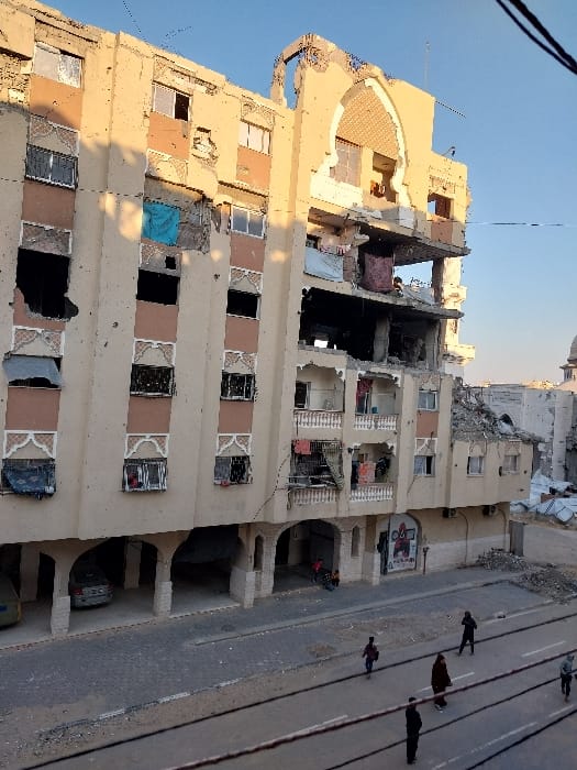 Widespread damage documented in Khan Yunis amid continuing daily life