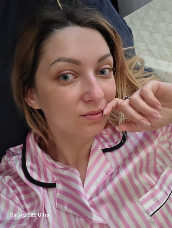 Lazy morning bedroom selfie session in Minsk