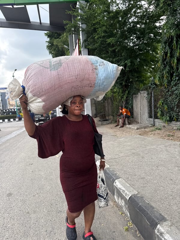 Daily life documented in Lekki streets during afternoon hours