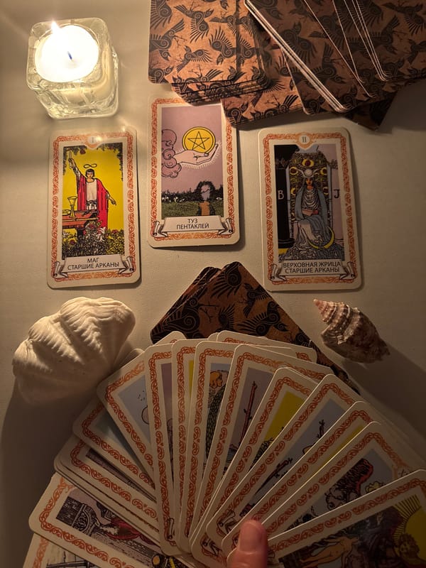 Tarot reading with candle documented in Ulyanovsk, Russia