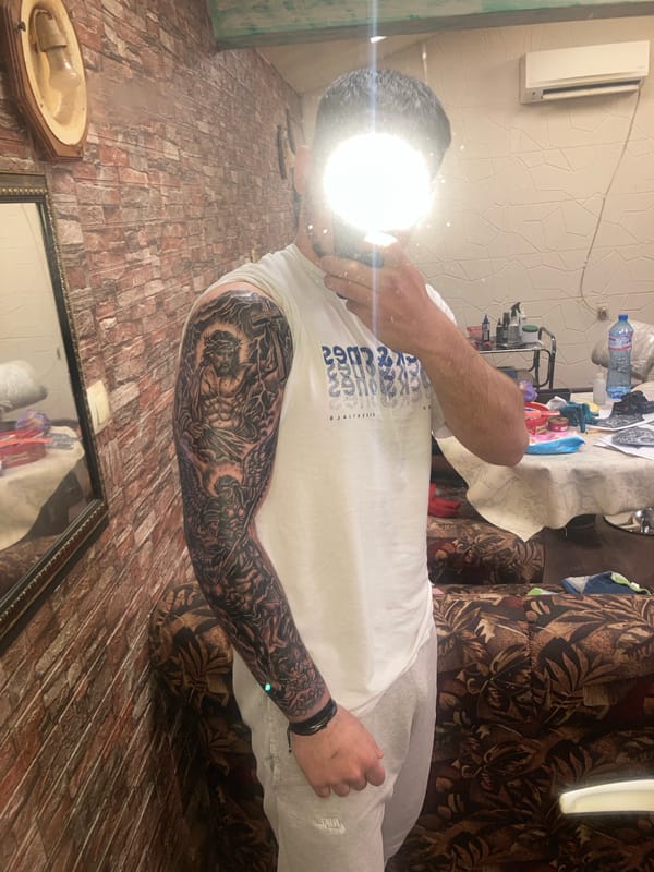 Man poses for mirror selfie in Kostievo, Bulgaria
