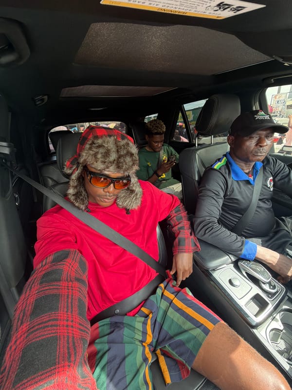 Men observed in car during daytime in Lagos