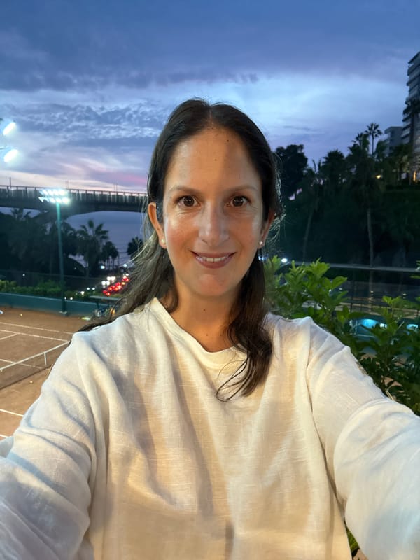 Evening sports activities and gathering documented in Miraflores, Peru