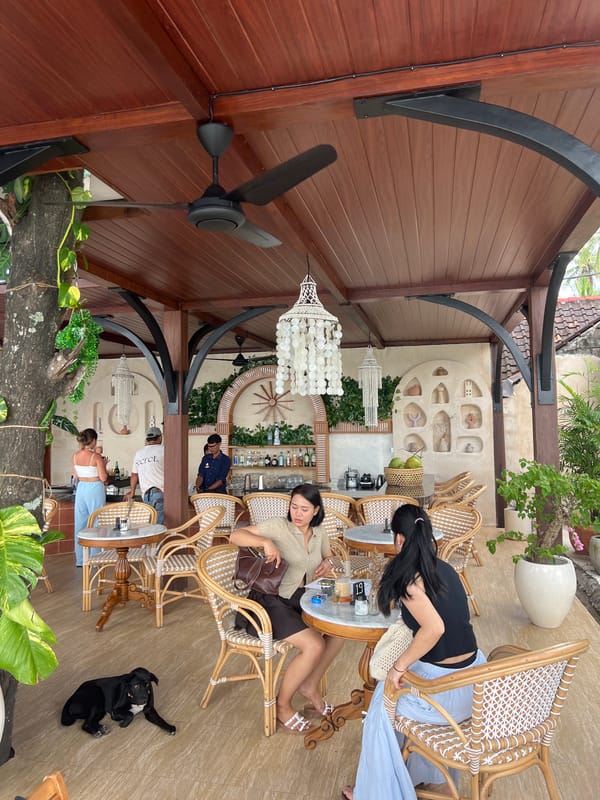 Tropical cafe scene captured in Nusa Penida, Indonesia