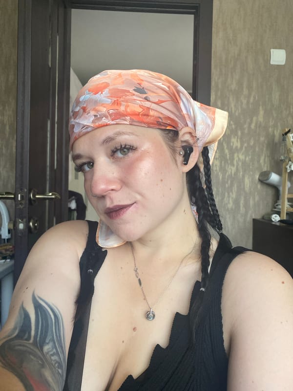 Morning routine in Chaikovsky: skincare, getting ready, pancakes