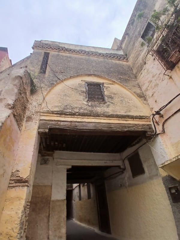 Witness documents historic architecture and street life in Meknes