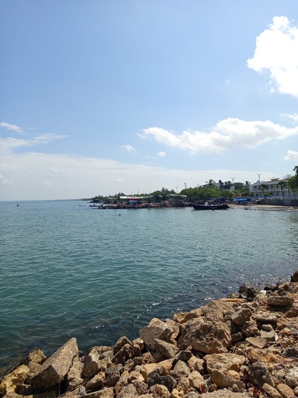 Lazy afternoon on the Caribbean shore in Tolú