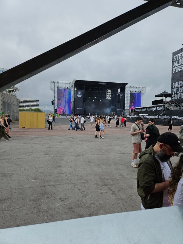 Primavera Sound Barcelona festival documented by witnesses Thursday afternoon