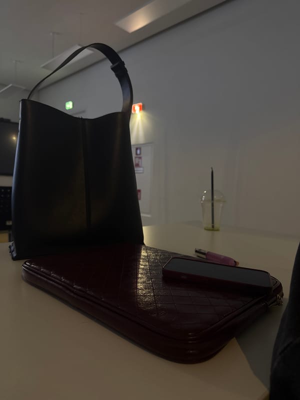 Personal belongings spotted on surface in Vienna