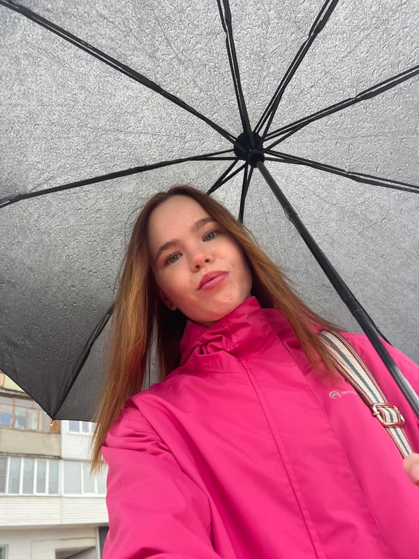 Rainy morning street life documented in Chaikovsky, Russia