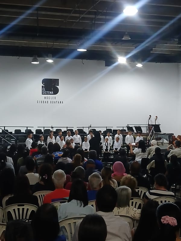 El Sistema children's concert draws families in Ciudad Guayana
