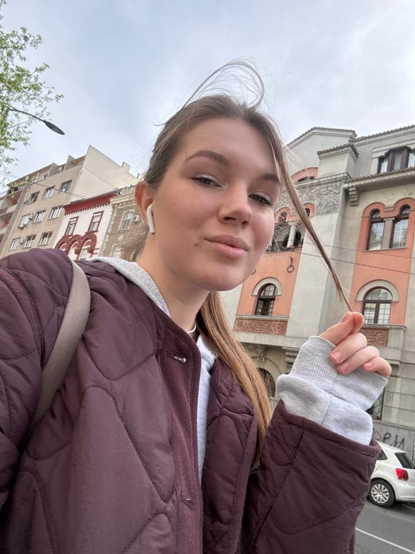 Casual street life captured across Belgrade in four-minute span