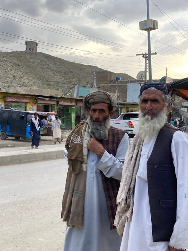 Elderly men spotted on Qilla Saifullah street