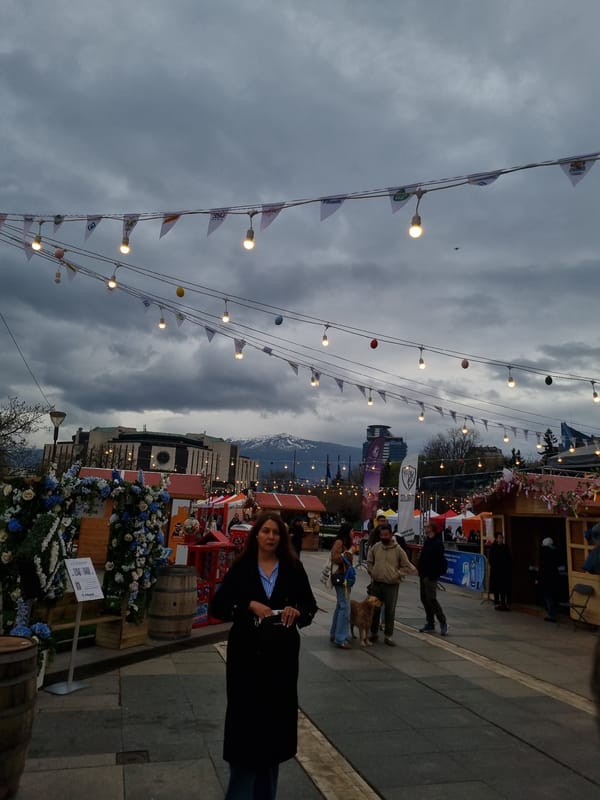 Sofia hosts afternoon festival with food vendors and carnival attractions