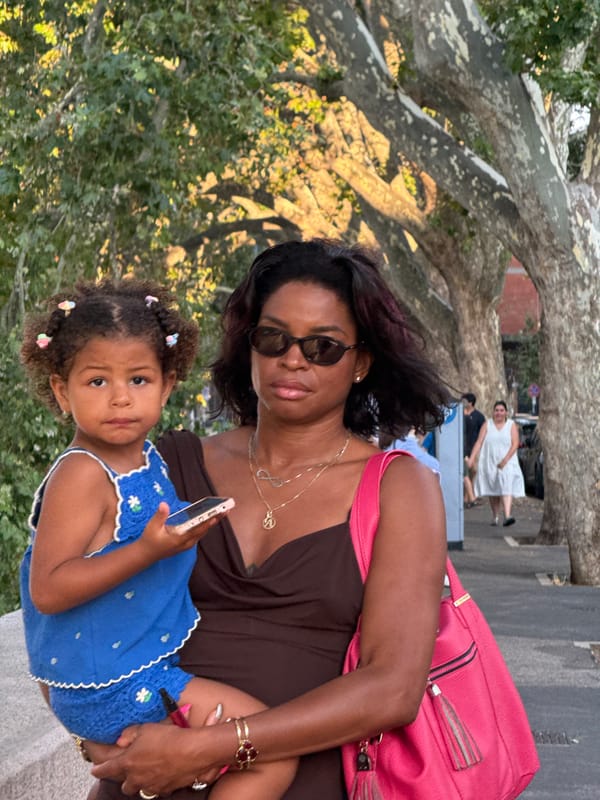 Candid moments in Rome on a sunny June afternoon
