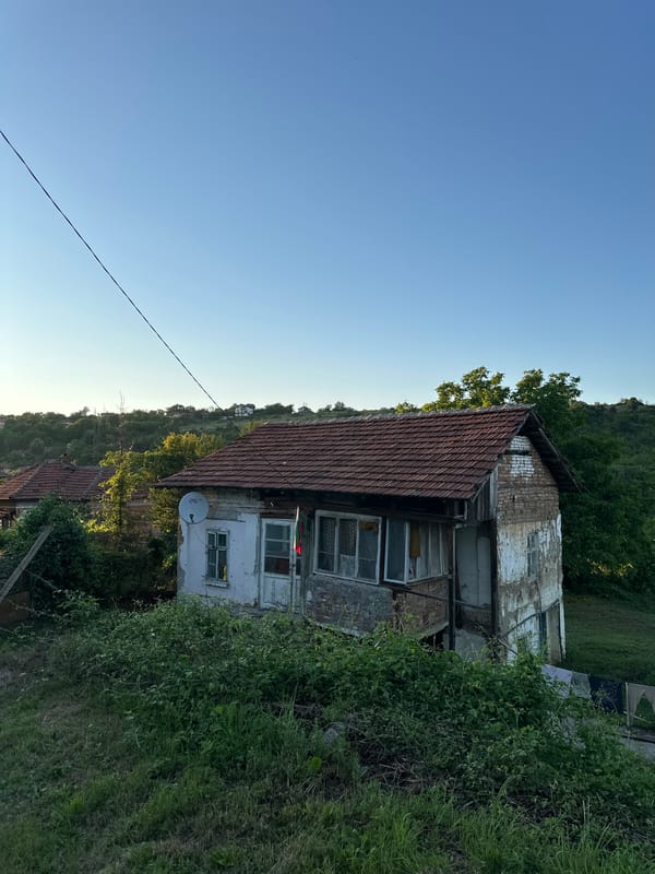 Rural Bulgarian village life documented in Slavyani evening scenes