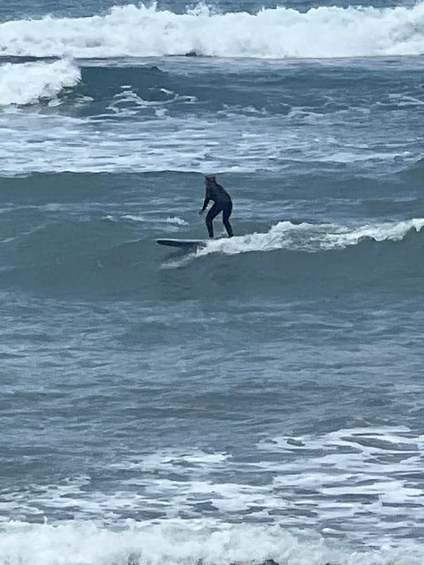 Surfer spotted in ocean waters off Las Palmas coast