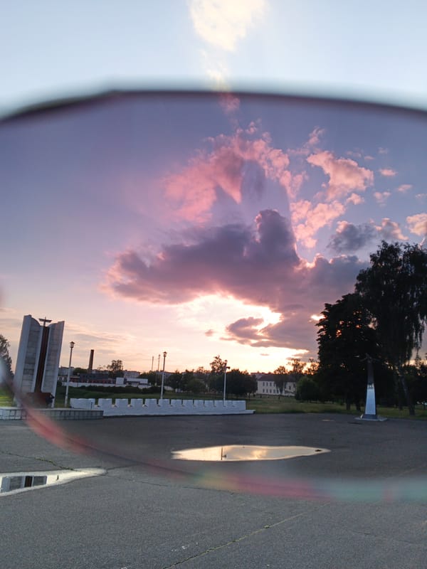 Ordinary moments documented across Baranavichy during evening hours